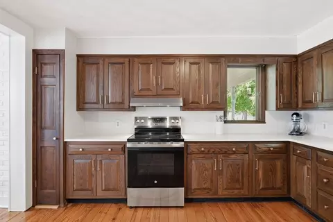 116 Williams St, Longmeadow, MA 01106 photo 8