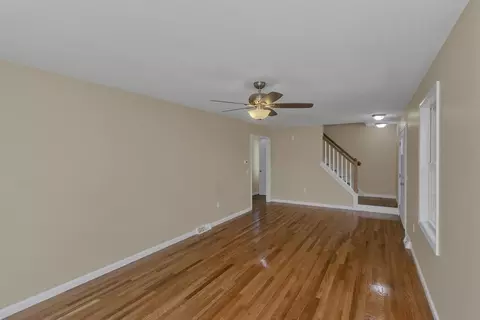 Living - 63 Hope St, Springfield, MA 01119 photo 4 of 5