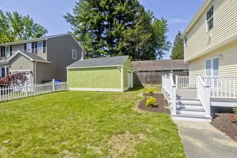 Exterior - 63 Hope St, Springfield, MA 01119 photo 4 of 8