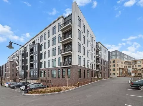 191 Washington St #317, Boston, MA 02135