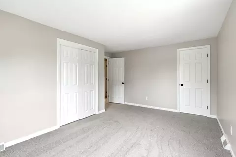 282-284 Parkerview St, Springfield, MA 01129 photo 19