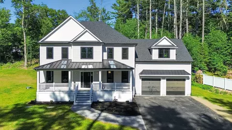 Exterior - 32 Mendon St, Upton, MA 01568 photo 5 of 9