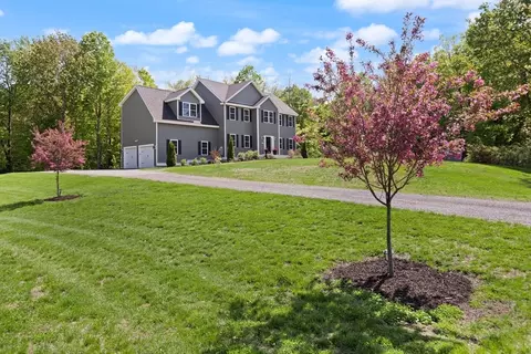 36 Gilchrest, Lunenburg, MA 01462