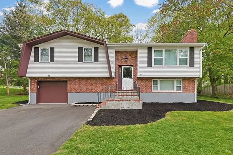 37 Roberta Ave, Brockton, MA 02301