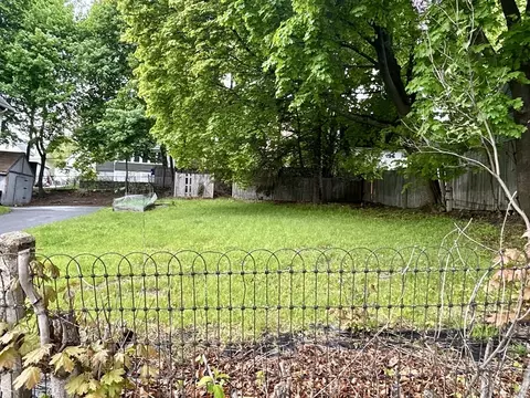 00 Gloucester Rd, Worcester, MA 01607