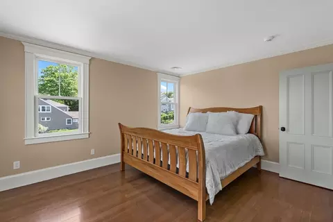 Bedroom - 48 Whiton Ave, Hingham, MA 02043 photo 4 of 6