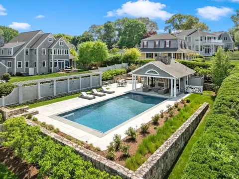 Exterior - 48 Whiton Ave, Hingham, MA 02043 photo 3 of 6