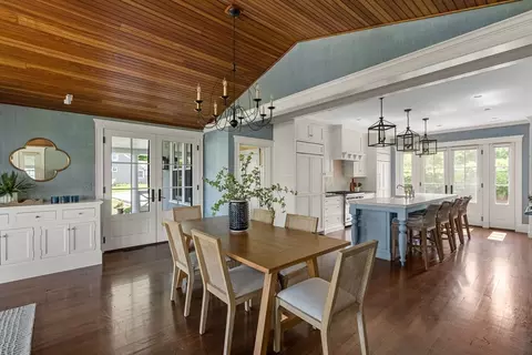 Dining - 48 Whiton Ave, Hingham, MA 02043 photo 3 of 4