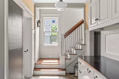 Entry Way - 48 Whiton Ave, Hingham, MA 02043 photo 4 of 4