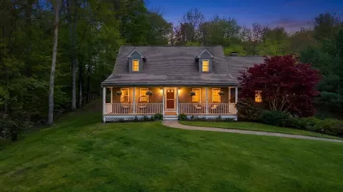 13 Thompson Pond Rd, Spencer, MA 01562