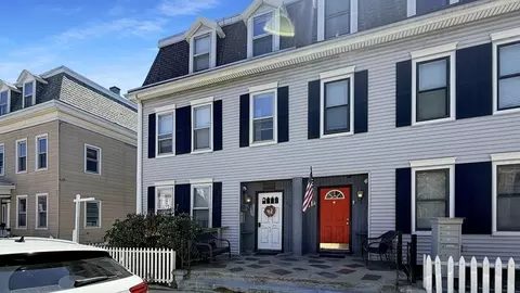 Exterior - 607 E 7th St, Boston, MA 02127 photo 2 of 3