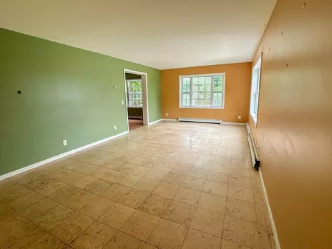 20 Groton Pl, Worcester, MA 01604 photo 6