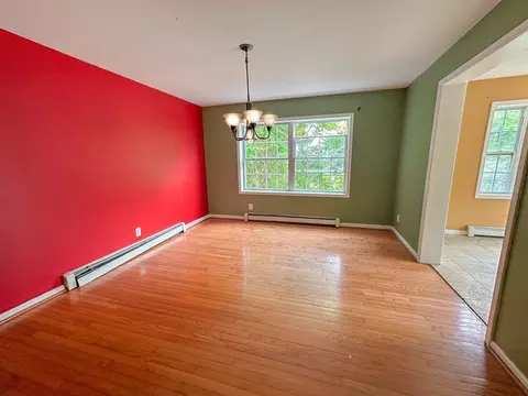 20 Groton Pl, Worcester, MA 01604 photo 9