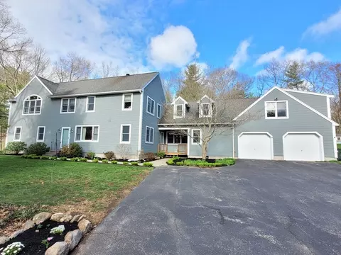15 Gilson Rd, Groton, MA 01450