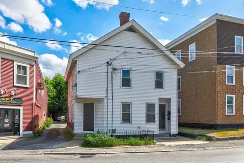 80-82 Laurel St, Fitchburg, MA 01420