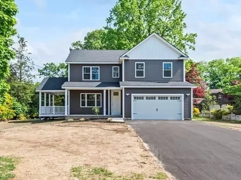 132 Barrington Rd, Longmeadow, MA 01106