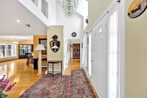 Entry Way - 73 Snead Dr, Mashpee, MA 02649 photo 3 of 4