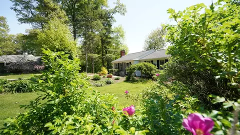 70 Westwood Park Cir, Attleboro, MA 02703