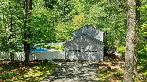 Exterior - 3 Carl Rd, Walpole, MA 02081 photo 4 of 4