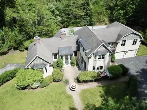 130 Summer St, Weston, MA 02493