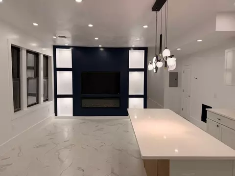 22 Crawford St # -A, Boston, MA 02121