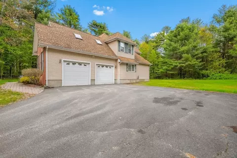 113 Greenwich Plains Rd, Ware, MA 01082 photo 3