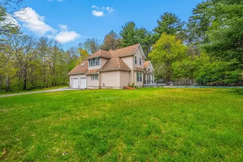 113 Greenwich Plains Rd, Ware, MA 01082 photo 4