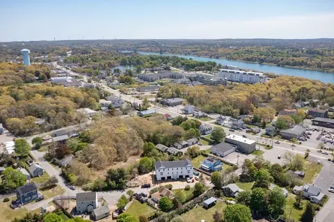 View/Area - 10 Harrison Ave #4, Bourne, MA 02532 photo 2 of 4