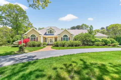 382 Falmouth Woods Rd, Falmouth, MA 02536