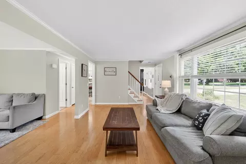 51 Lantern Ln, West Springfield, MA 01089 photo 10