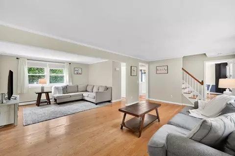 51 Lantern Ln, West Springfield, MA 01089 photo 5