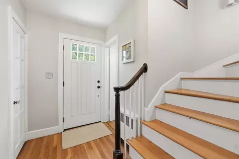 Entry Way - 16 Bay State Rd, Worcester, MA 01606 photo 1 of 5