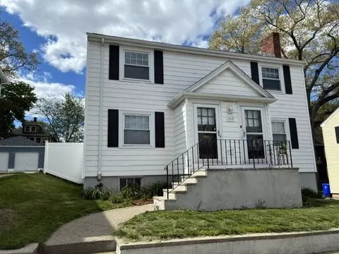1517 Centre St, West Roxbury, MA 02132