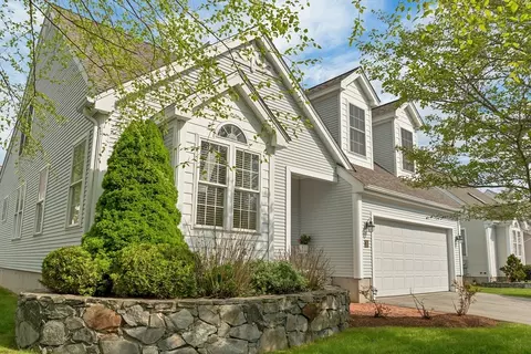 Exterior - 20 Hampton Mdws #20, Hampton, NH 03842 photo 1 of 4