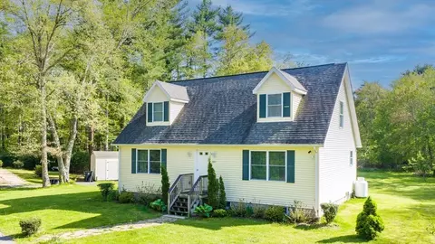 285 County Rd, Marion, MA 02738