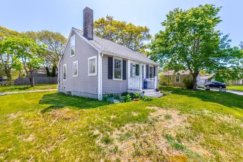 Exterior - 26 Wilson Ave, Bourne, MA 02532 photo 3 of 7