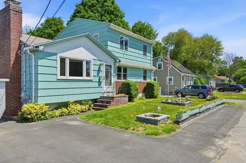 59 Camden Ave, Brockton, MA 02301