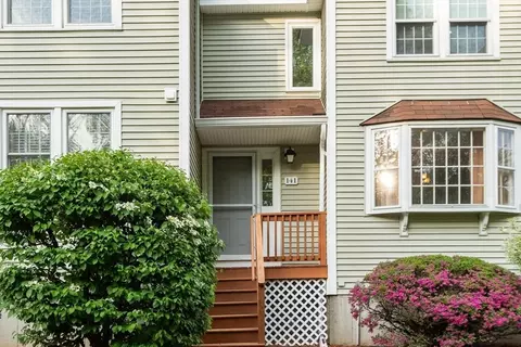 141 Patrick Rd #141, Tewksbury, MA 01876
