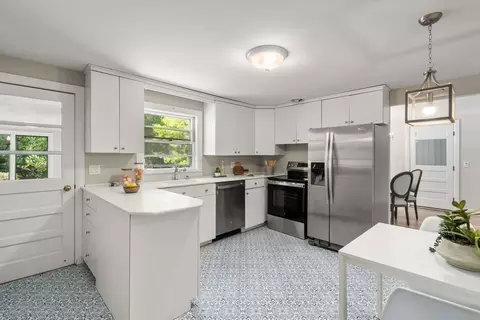 Kitchen - 10 Roberta Rd, Sharon, MA 02067 photo 1 of 3