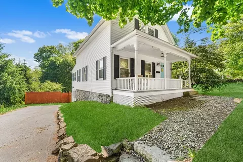 165 South St, Northborough, MA 01532