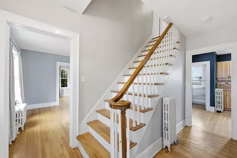 Entry Way - 9 Texel Dr, Springfield, MA 01108 photo 3 of 4