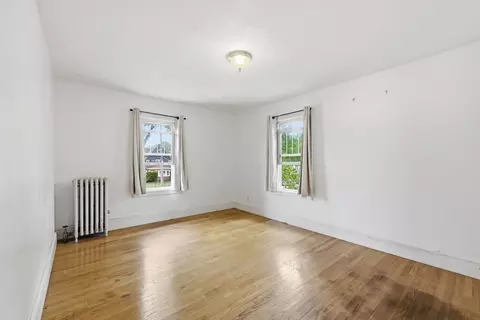 Bedroom - 9 Texel Dr, Springfield, MA 01108 photo 5 of 6