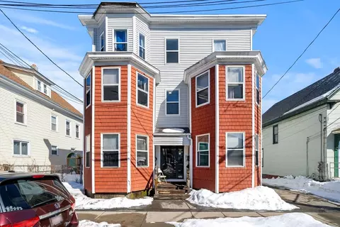71-73 Hilldale Ave, Haverhill, MA 01832