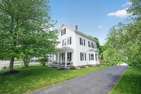 32 Grant Ave, Brockton, MA 02301