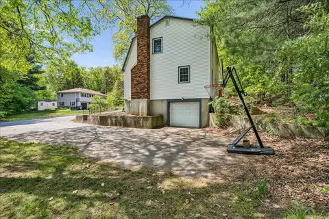Exterior - 90 Comet, Methuen, MA 01844 photo 5 of 6