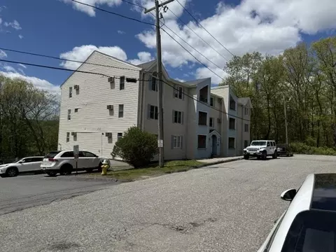 7 Gibbs St #10, Worcester, MA 01607