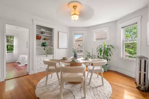 7 Sumner St #2, Boston, MA 02128