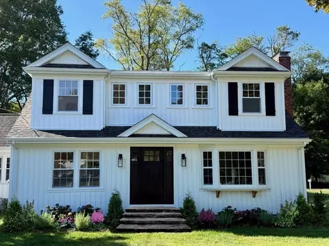 101 Jean Dr, Seekonk, MA 02771