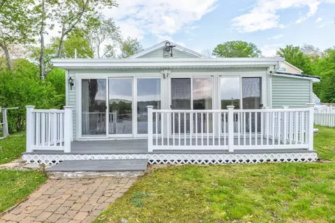 35 Sichols Colony Rd, Wales, MA 01081