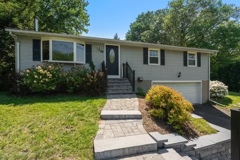 84 Alvord St, South Hadley, MA 01075